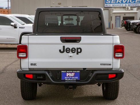 Used 2021 Jeep Gladiator Sport image 6