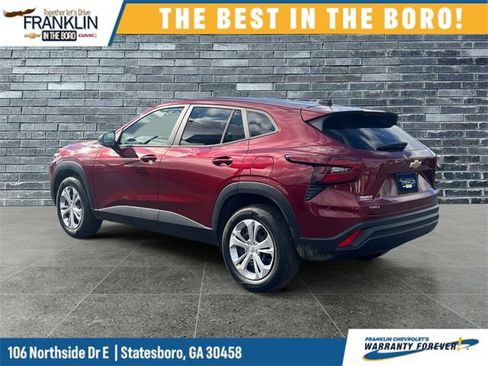 Used 2024 Chevrolet Trax LS image 3