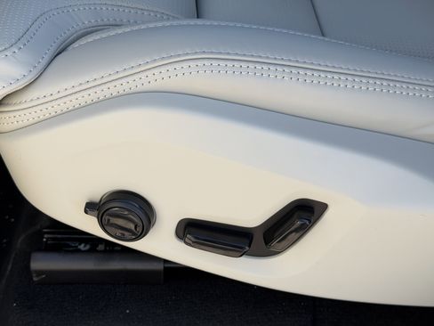 New 2026 Volvo XC90 B6 Ultra AWD/4WD image 19