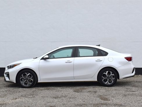 Used 2021 Kia Forte LXS FWD image 9