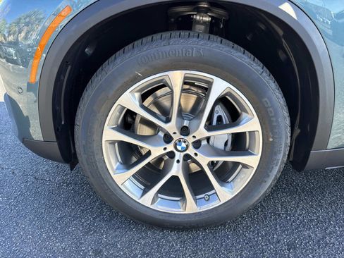 New 2026 BMW X5 xDrive40i w/ Executive Package image 10