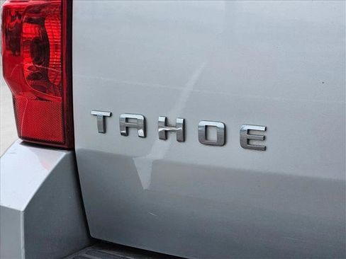 Used 2011 Chevrolet Tahoe LS RWD image 13