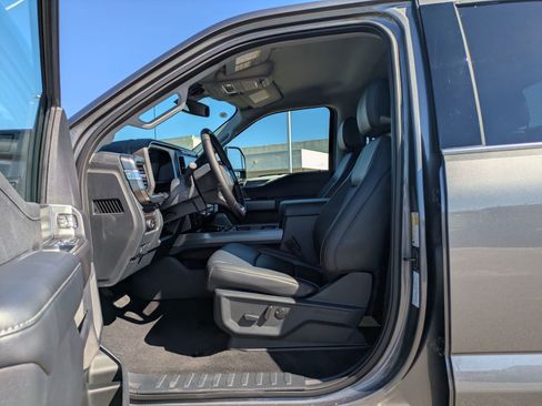 New 2026 Ford F250 Lariat w/ Chrome Package image 15