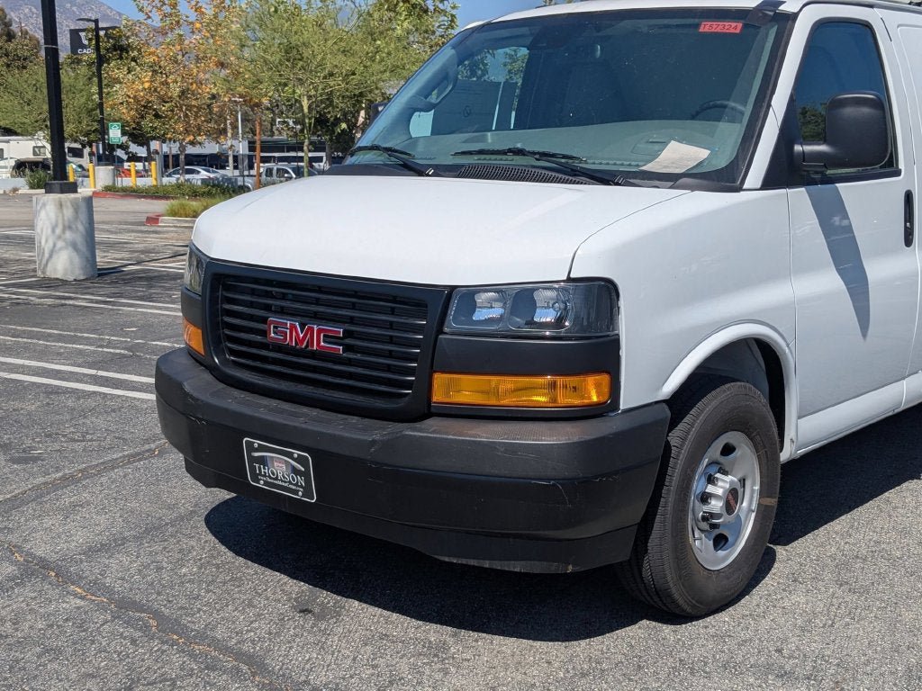 Used 2026 GMC Savana 3500 Extended w/ Driver Convenience Package RWD image 19
