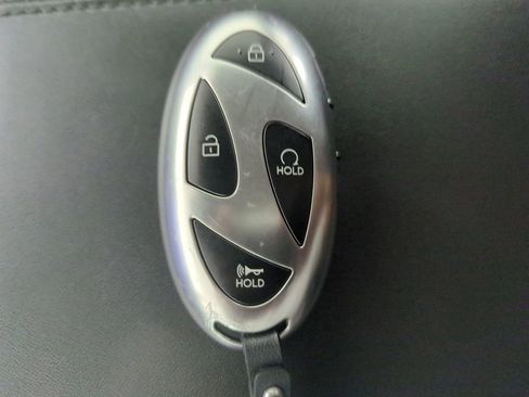 Used 2024 Hyundai Santa Fe Limited image 39