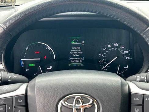 Used 2024 Toyota Sienna XLE w/ XLE Plus Package AWD/4WD image 63