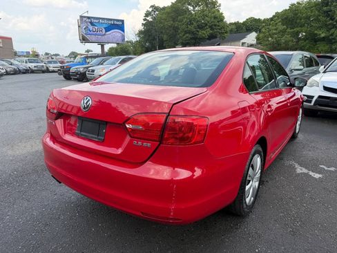 Used 2012 Volkswagen Jetta SE FWD image 9