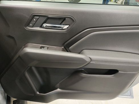 New 2026 GMC Canyon Elevation w/ Convenience Package image 9