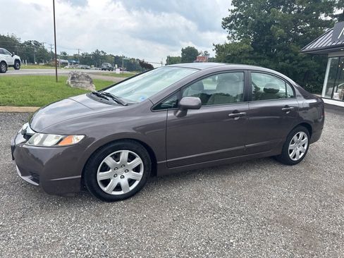 Used 2011 Honda Civic LX image 4