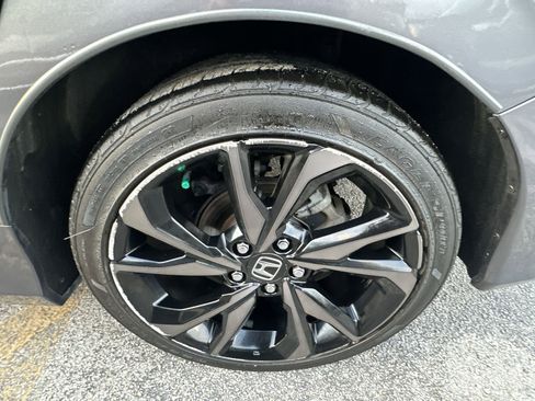 Used 2021 Honda Civic Sport image 13