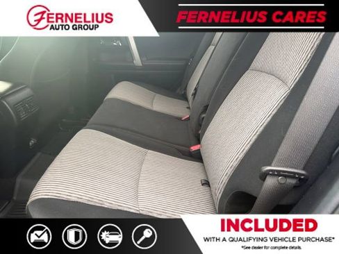 Used 2021 Toyota 4Runner SR5 AWD/4WD image 8