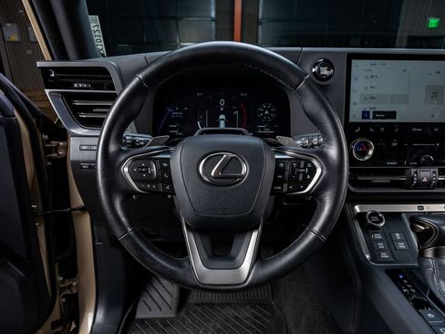 Used 2024 Lexus GX 550 AWD/4WD image 19