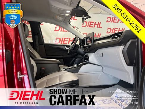Used 2024 Ford Escape Platinum AWD/4WD image 16