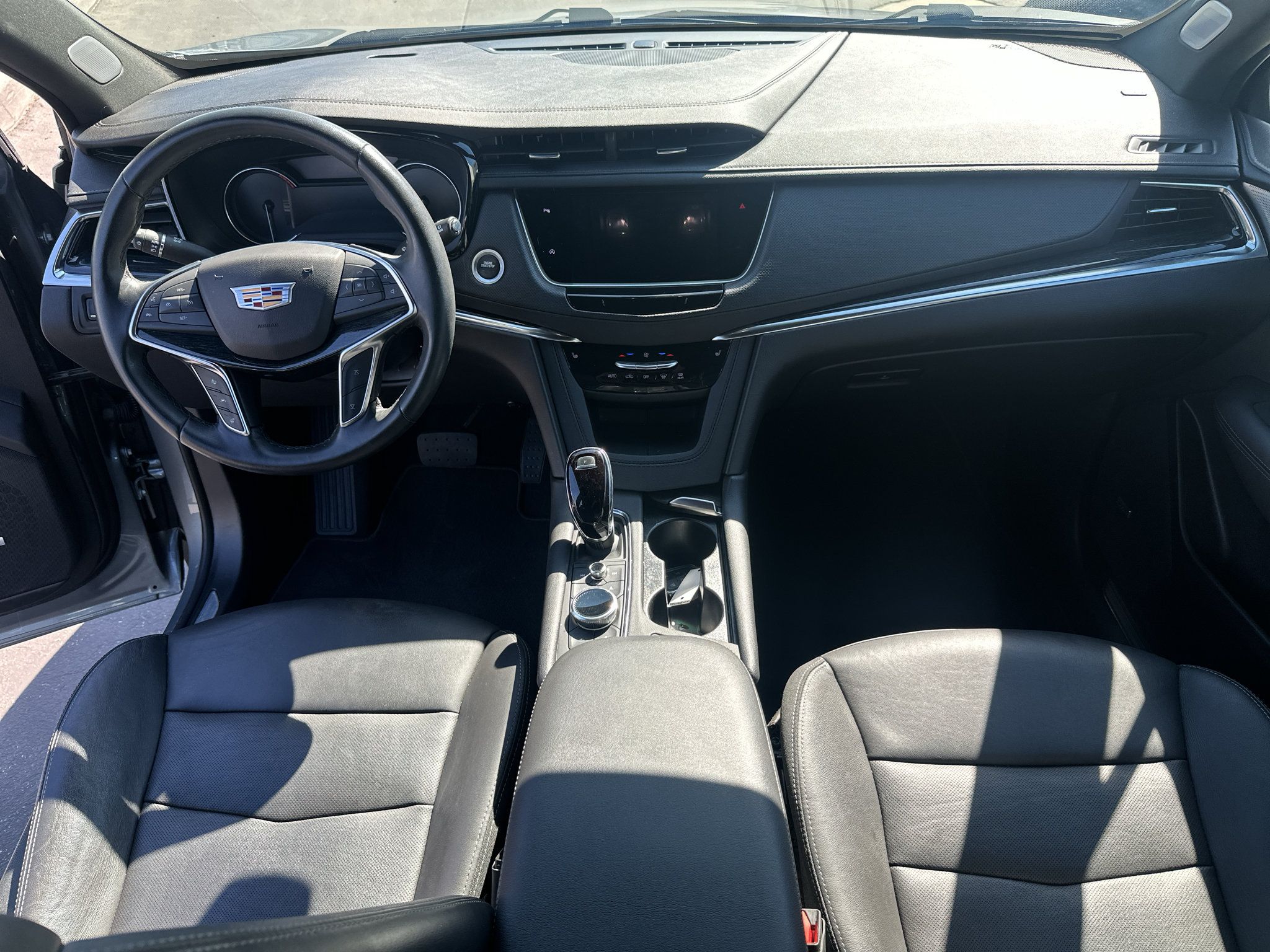 Used 2023 Cadillac XT5 Premium Luxury FWD image 7