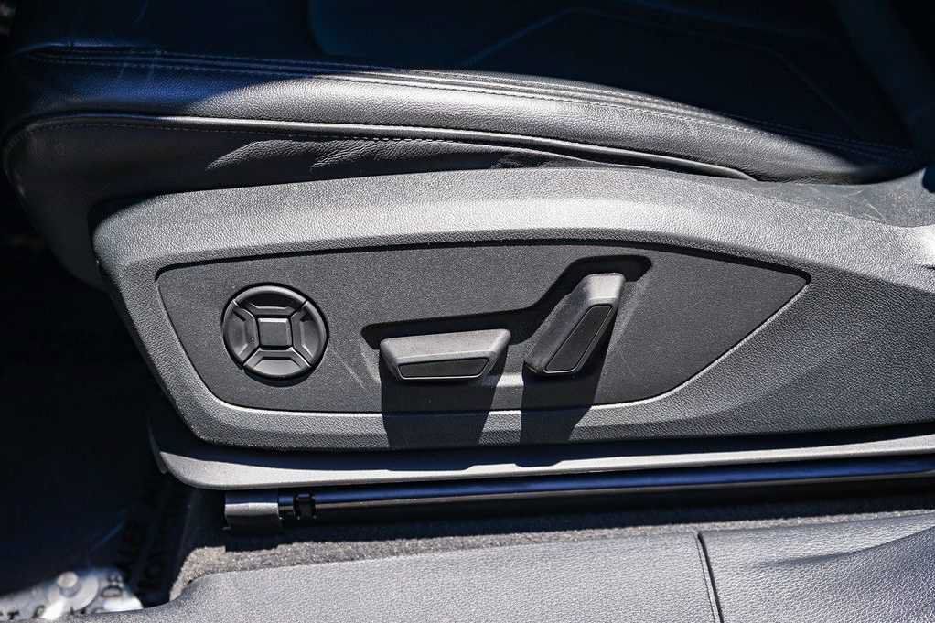 Used 2023 Audi Q3 2.0T Premium AWD/4WD image 19