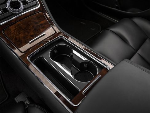 Used 2017 Lincoln Continental Reserve w/ Luxury Package image 24