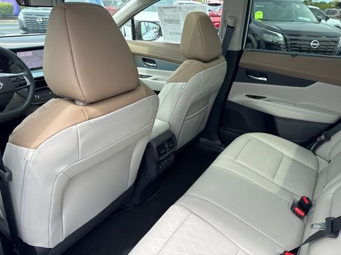 New 2026 Nissan Murano Platinum AWD/4WD image 14