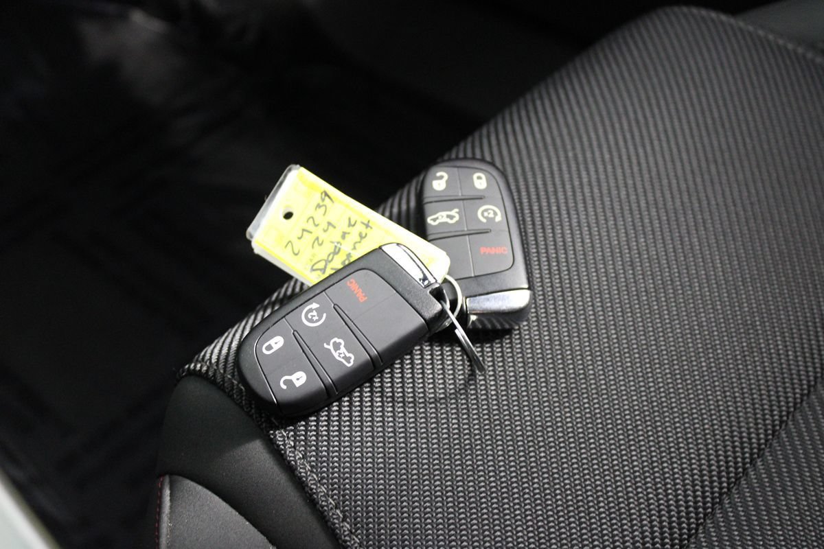 Used 2024 Dodge Hornet R/T w/ R/T Blacktop Package AWD/4WD image 17