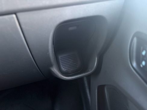 Used 2022 Ford Transit 250 Medium Roof image 33