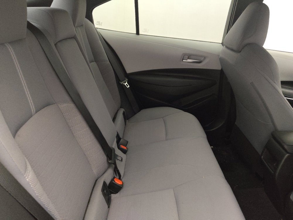 Used 2020 Toyota Corolla SE FWD image 19