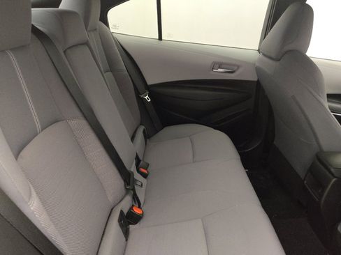 Used 2020 Toyota Corolla SE FWD image 19