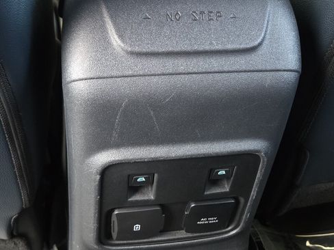 Used 2022 Ford Bronco Outer Banks w/ Sasquatch Package AWD/4WD image 15