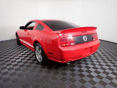 Used 2006 Ford Mustang GT Premium RWD image 11
