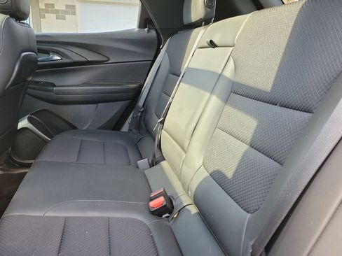 Used 2021 Chevrolet TrailBlazer RS w/ Sun and Liftgate Package image 11