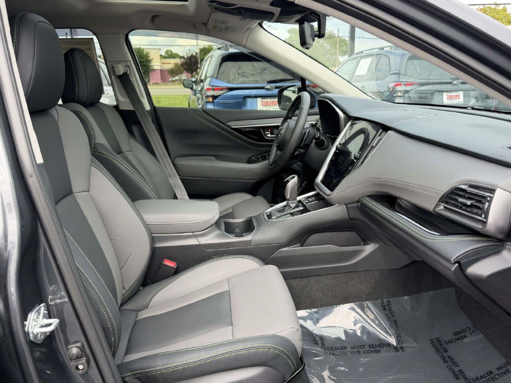 Certified 2024 Subaru Outback Onyx Edition AWD/4WD image 12