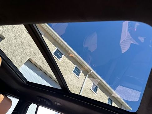 Used 2024 Jeep Grand Cherokee Summit image 19