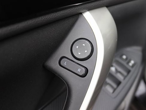 Used 2024 Mitsubishi Eclipse Cross ES image 7