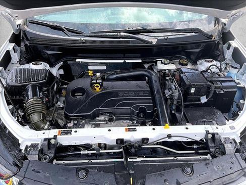 Used 2024 Chevrolet Equinox LS w/ LS Convenience Package FWD image 11