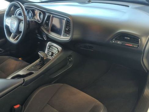 Used 2022 Dodge Challenger R/T Scat Pack w/ Dynamics Package RWD image 23