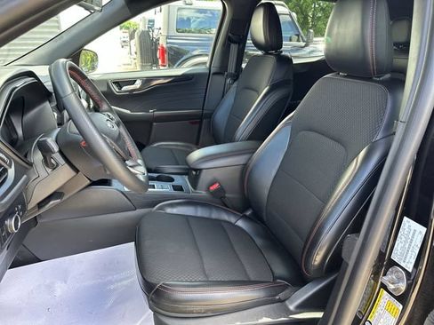 Used 2024 Ford Escape ST-Line w/ Tech Pack #1 AWD/4WD image 15