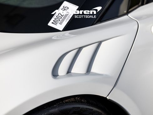 Used 2025 McLaren Artura Spider image 52