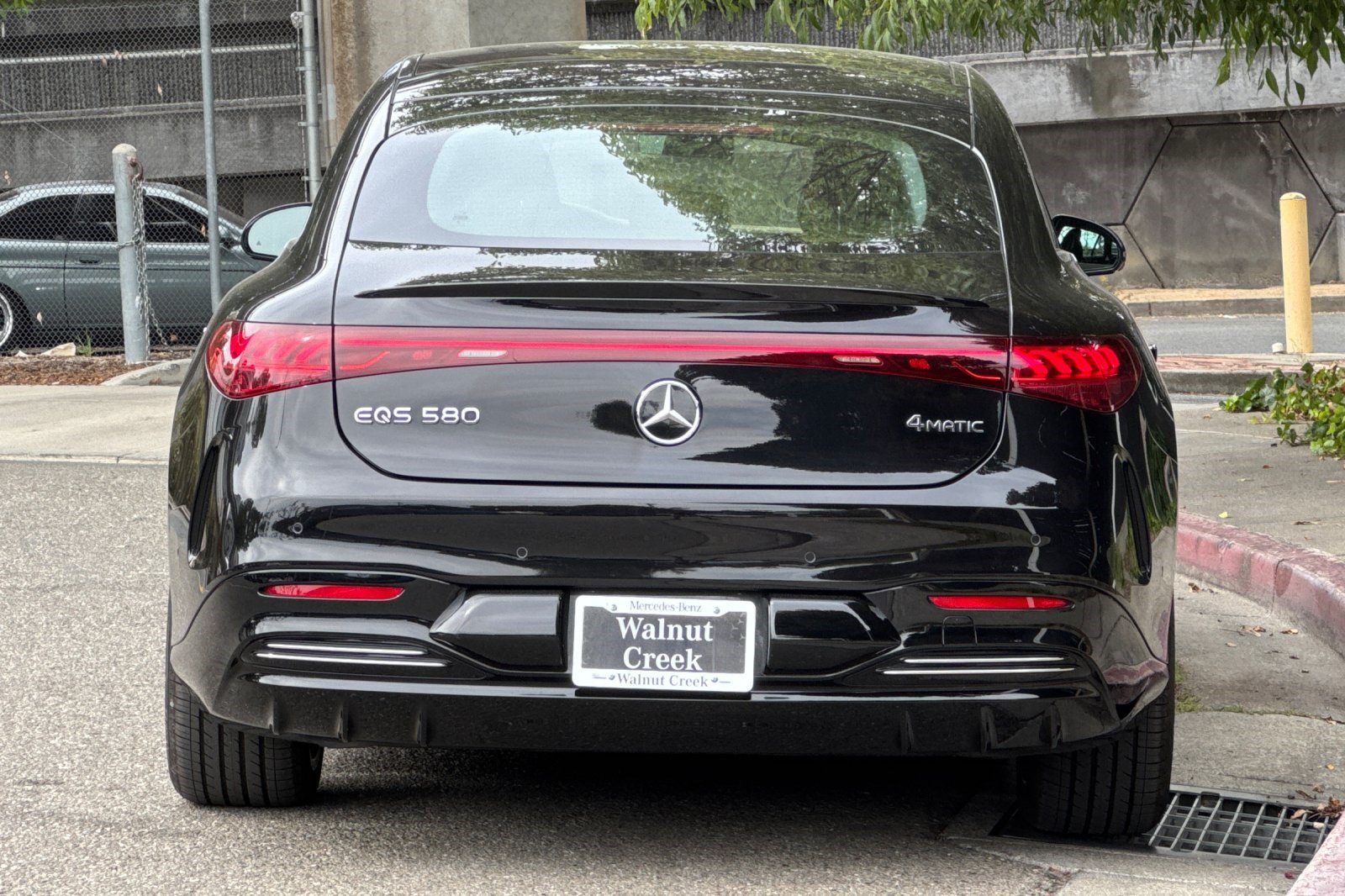 Certified 2023 Mercedes-Benz EQS 580 4MATIC Sedan image 10
