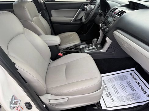 Used 2015 Subaru Forester 2.5i Limited AWD/4WD image 22