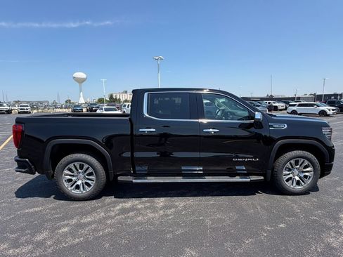New 2026 GMC Sierra 1500 Denali AWD/4WD image 11