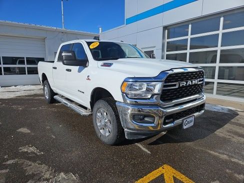 Used 2024 RAM 2500 Big Horn image 2