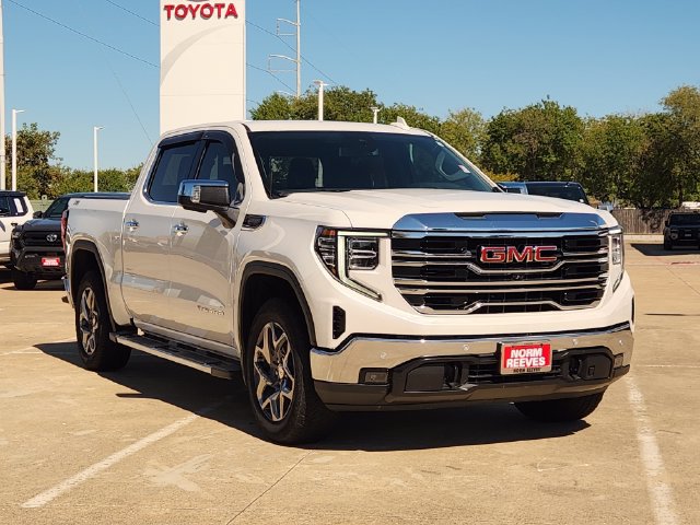 Used 2024 GMC Sierra 1500 SLT AWD/4WD image 2