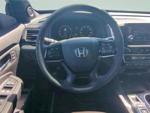 New 2026 Honda Ridgeline Black Edition image 16