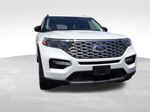 Used 2023 Ford Explorer Platinum AWD/4WD image 9