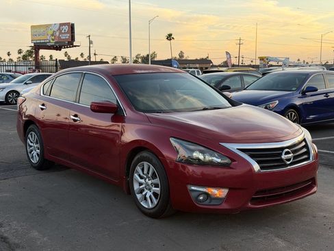 Used 2015 Nissan Altima 2.5 SV image 13