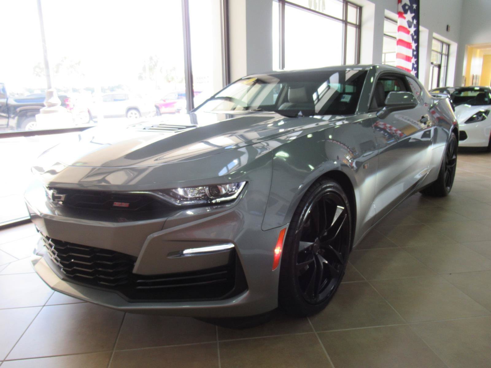 Used 2023 Chevrolet Camaro SS RWD image 2