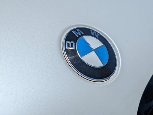 Used 2022 BMW X5 xDrive40i w/ M Sport Package AWD/4WD image 10