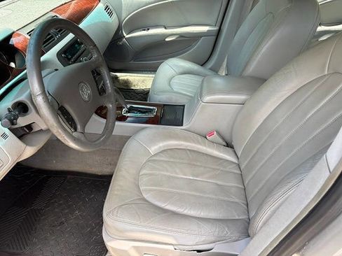 Used 2008 Buick Lucerne CXL w/ Driver Confidence Package FWD image 8