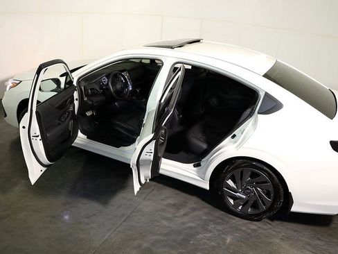 Used 2025 Subaru Legacy Sport AWD/4WD image 5