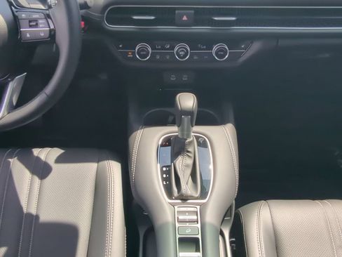 New 2026 Honda HR-V EX-L image 15
