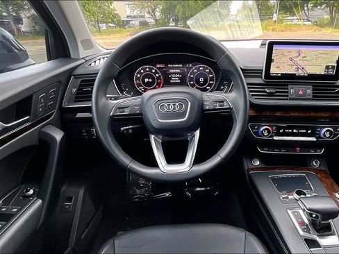 Used 2018 Audi Q5 2.0T Premium Plus w/ Premium Plus Package AWD/4WD image 7