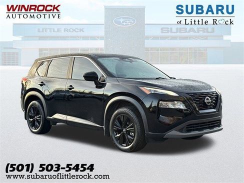 Used 2023 Nissan Rogue SV image 1
